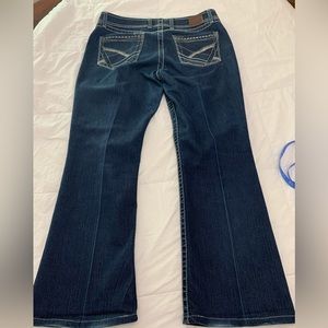 BKE Women’s Bootcut stretch denim jeans